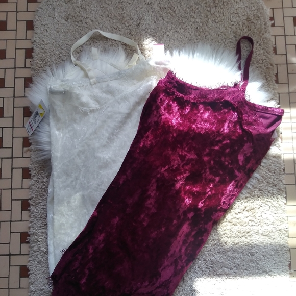 No Boundaries Tops - No Boundaries - Burgundy Velvet Cami's